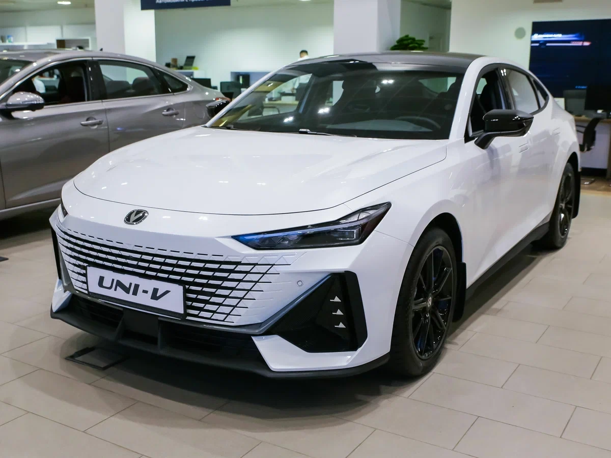 Changan UNI-V