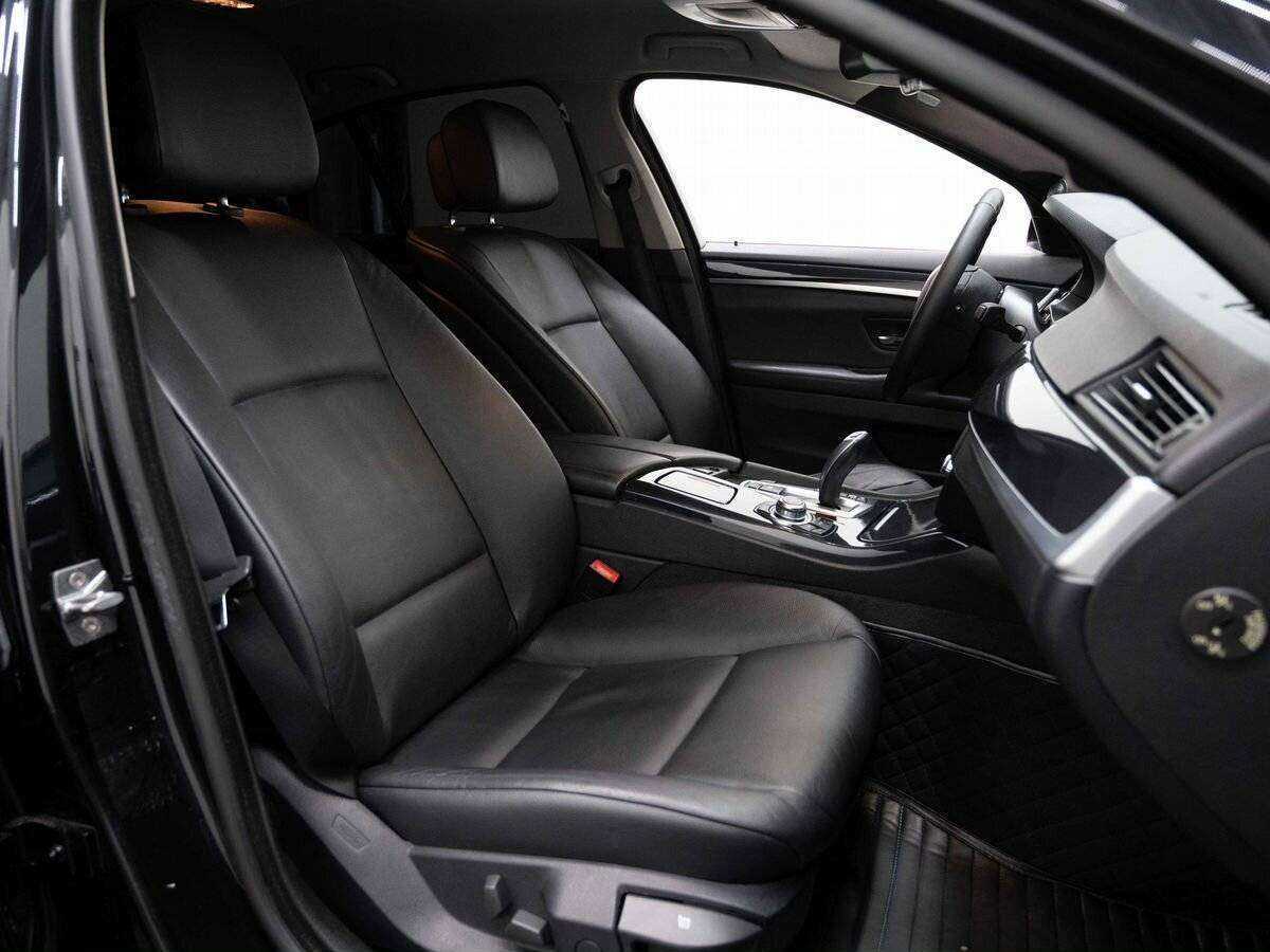 БМВ 5 серии б/у, 2012, Автоматическая. Фото: #10