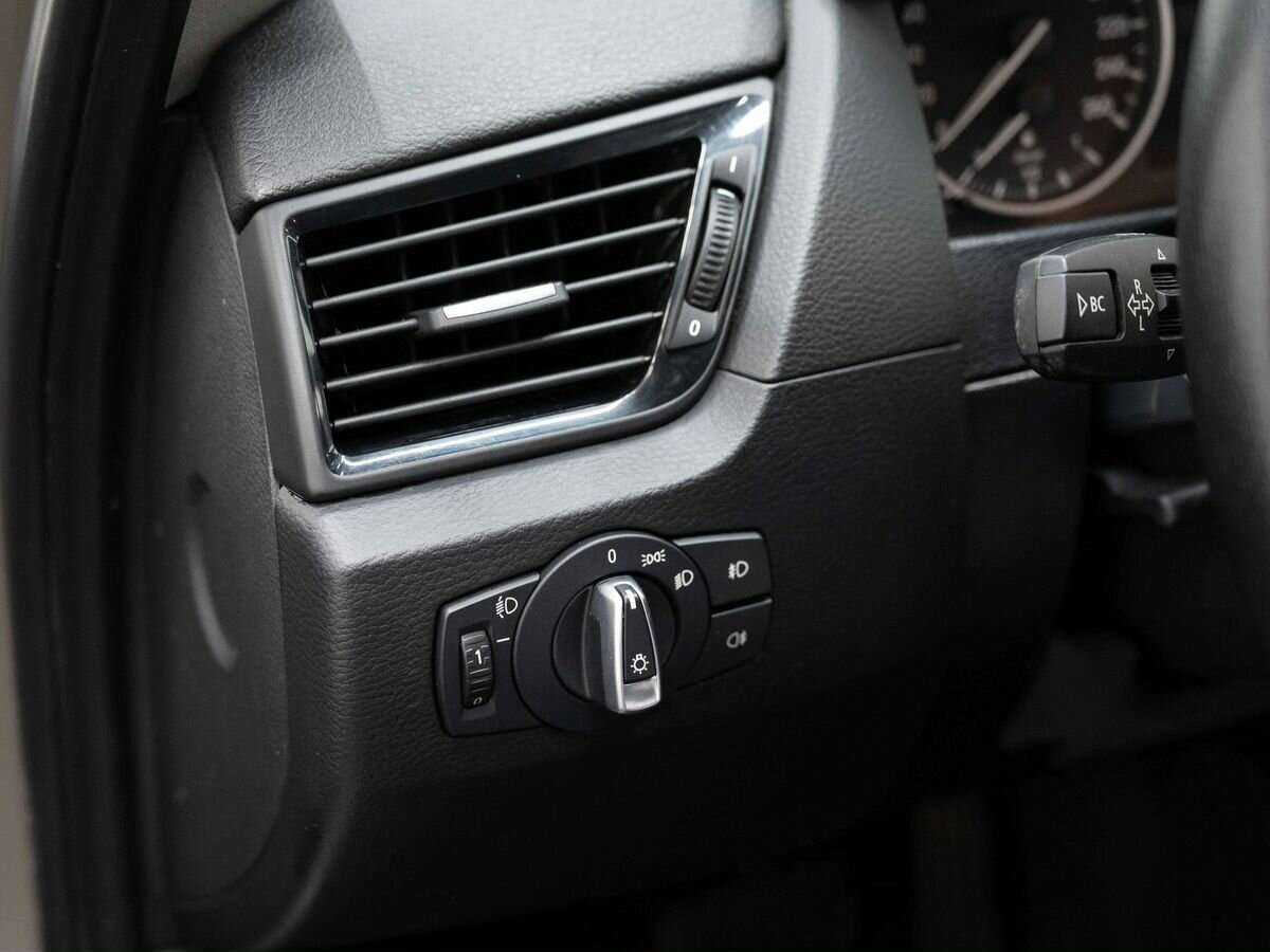 БМВ Икс1 б/у, 2013, Автоматическая. Фото: #15