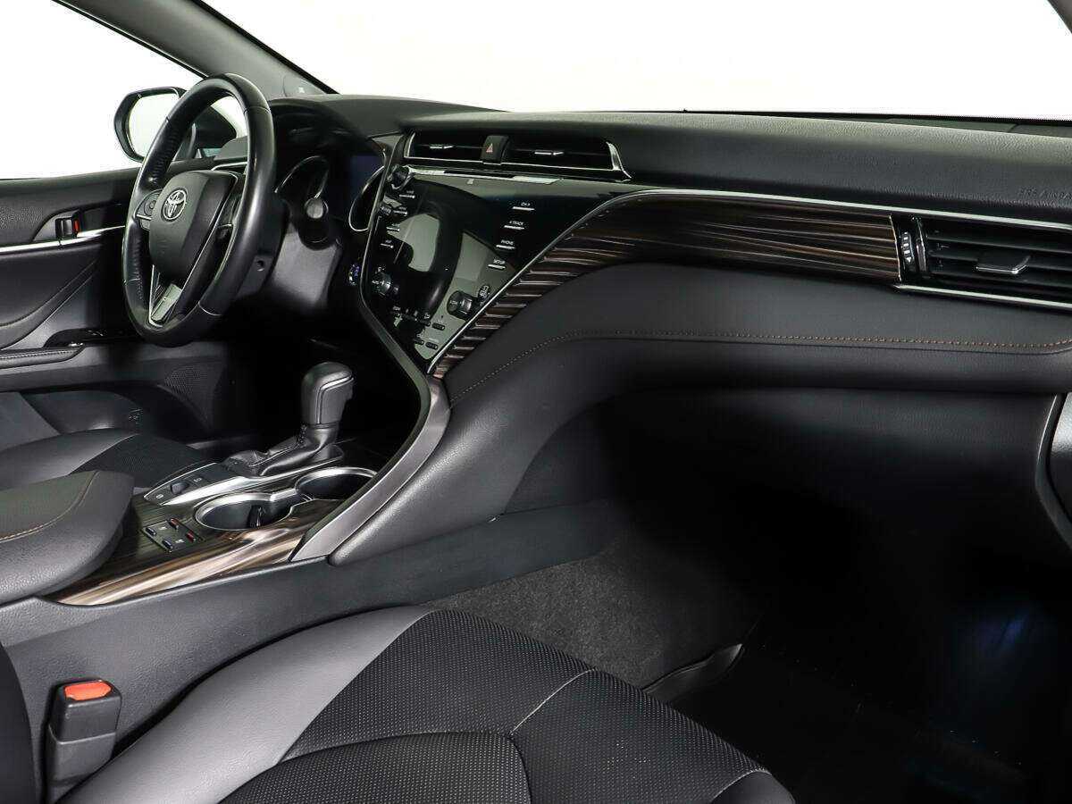 Тойота Камри б/у, 2020, Автоматическая. Фото: #6