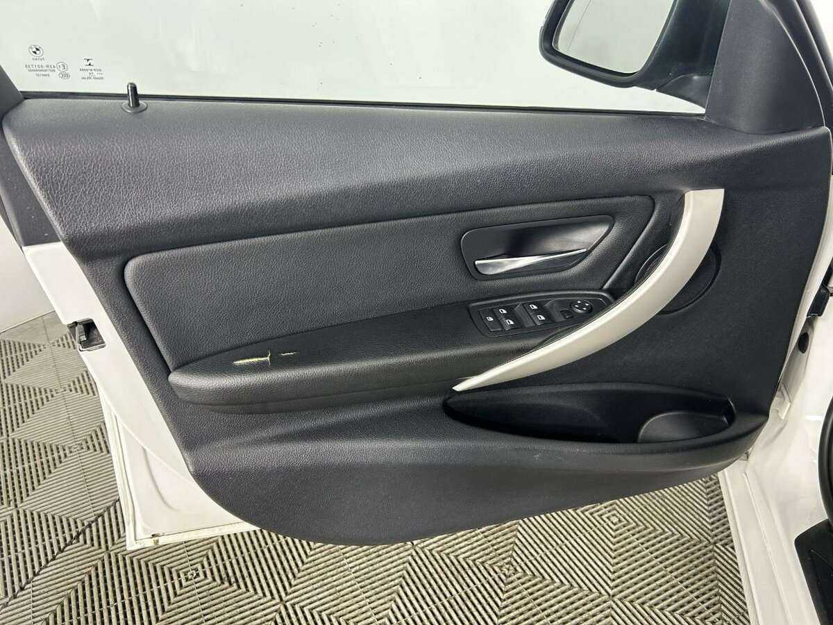 БМВ 3 серии б/у, 2014, Автоматическая. Фото: #7