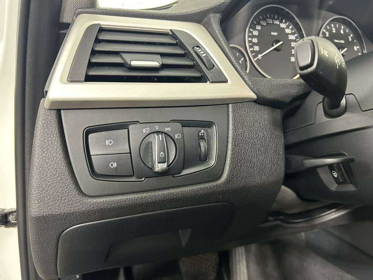 БМВ 3 серии б/у, 2014, Автоматическая. Фото: #8