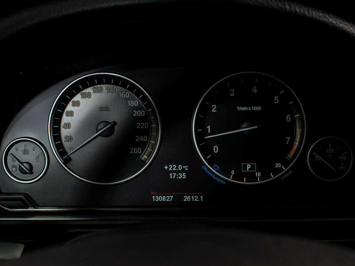 БМВ 5 серии б/у, 2012, Автоматическая. Фото: #11