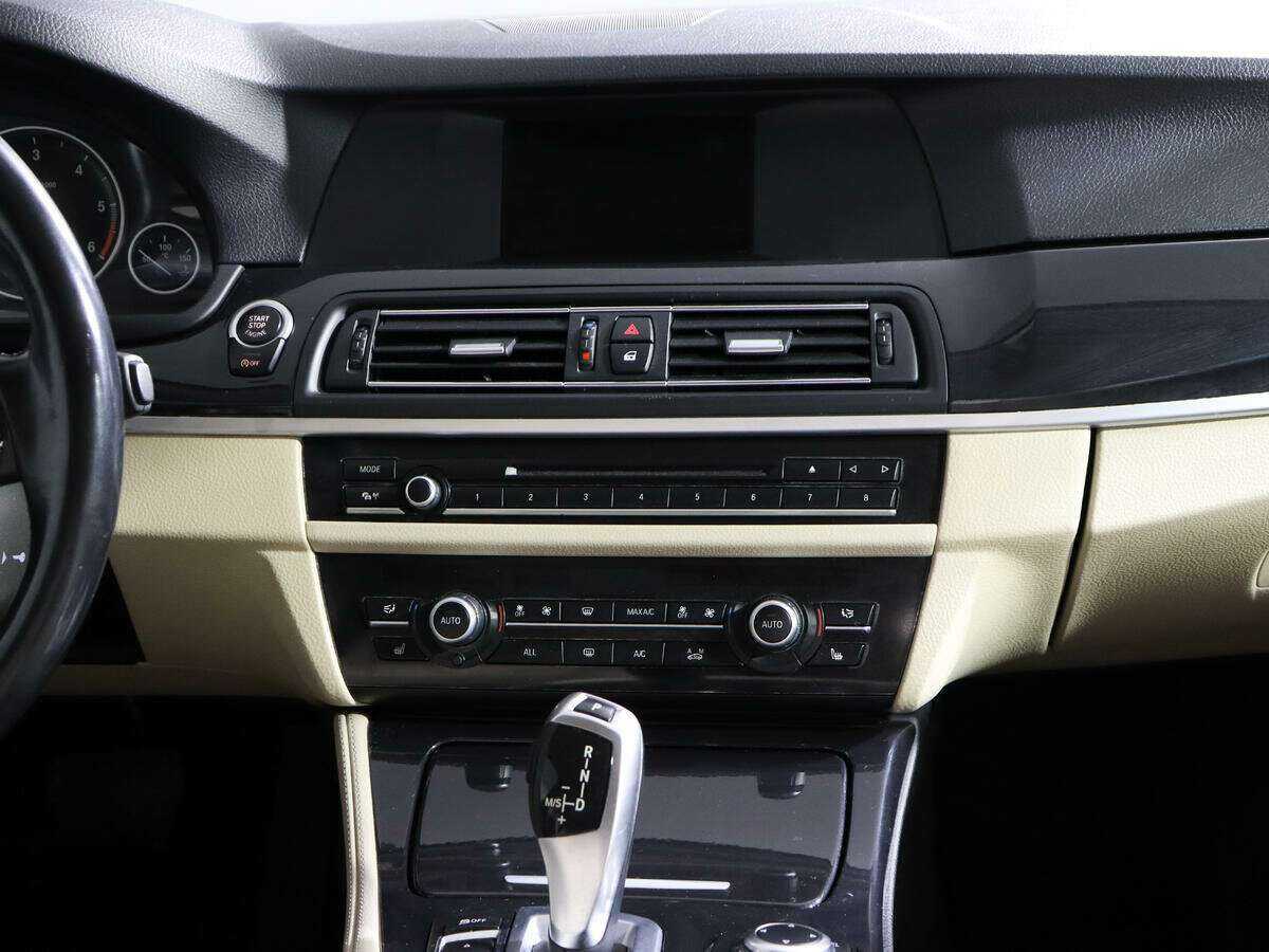 БМВ 5 серии б/у, 2012, Автоматическая. Фото: #9