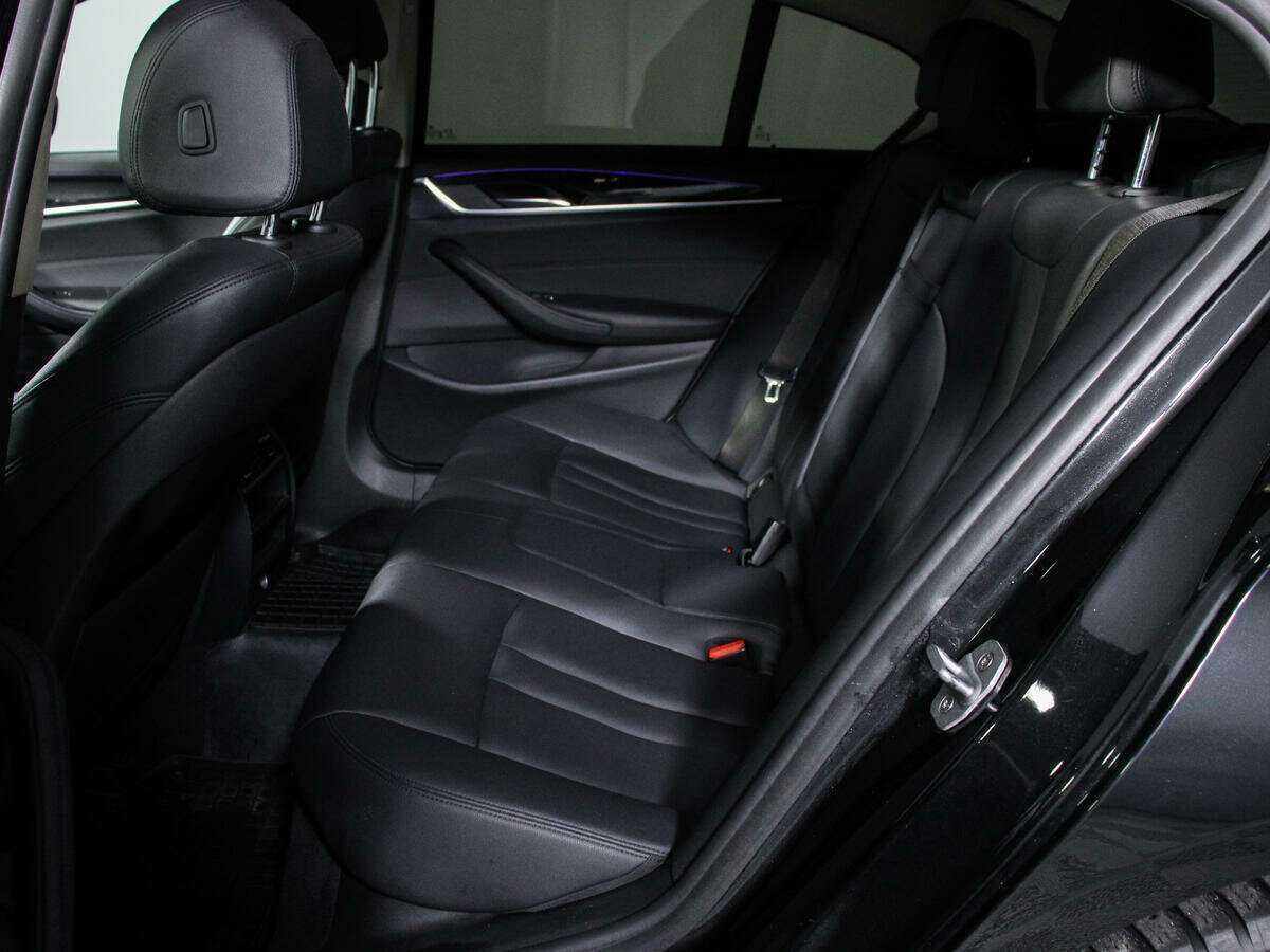 БМВ 5 серии б/у, 2017, Автоматическая. Фото: #8