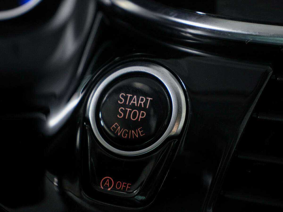 БМВ 5 серии б/у, 2017, Автоматическая. Фото: #18