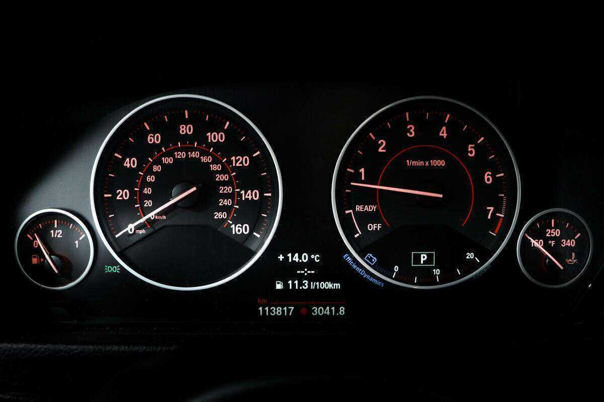 БМВ 3 серии б/у, 2016, Автоматическая. Фото: #8