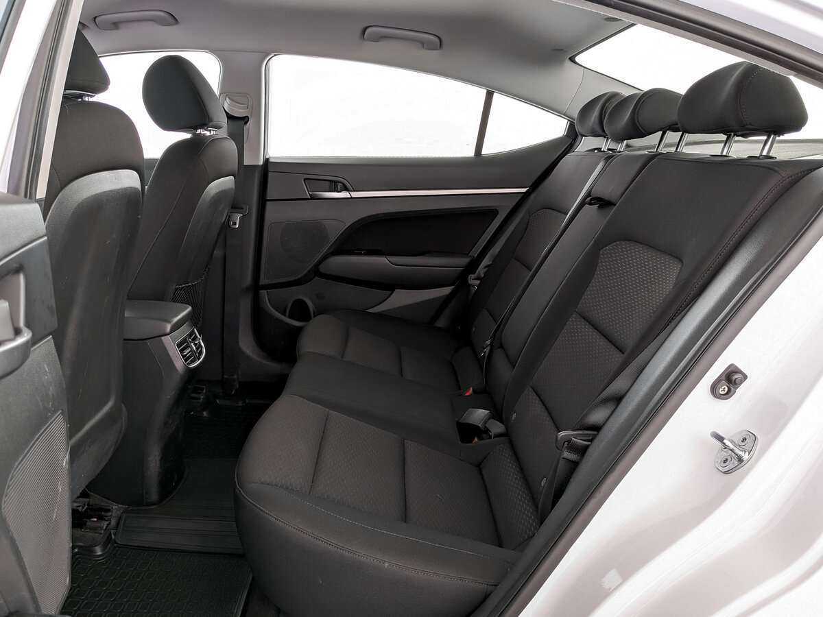 Хендай Елантра б/у, 2020, Автоматическая. Фото: #9