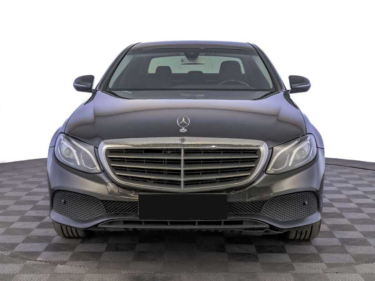 Мерседес-Бенц Е-Класс б/у, 2018, Автоматическая. Фото: #1