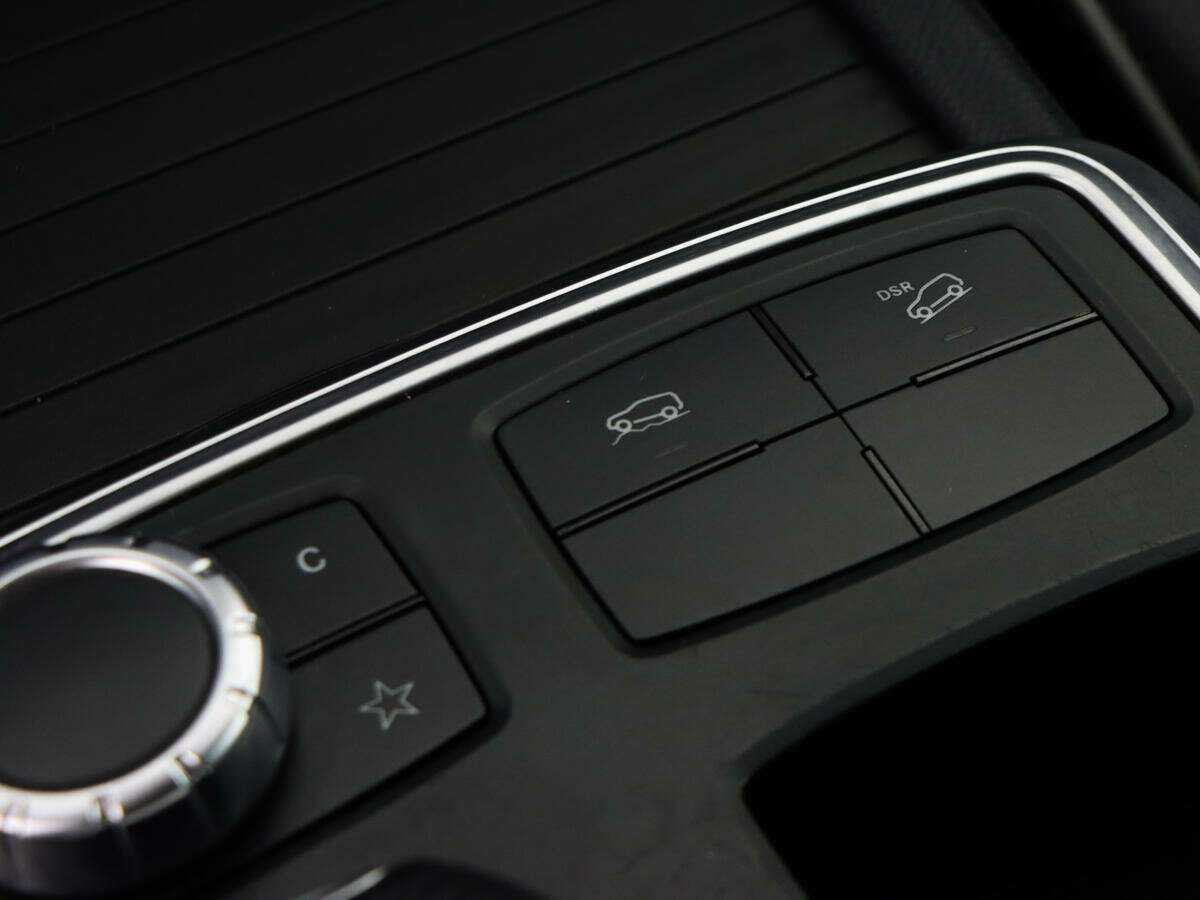 Мерседес-Бенц М-Класс б/у, 2012, Автоматическая. Фото: #11