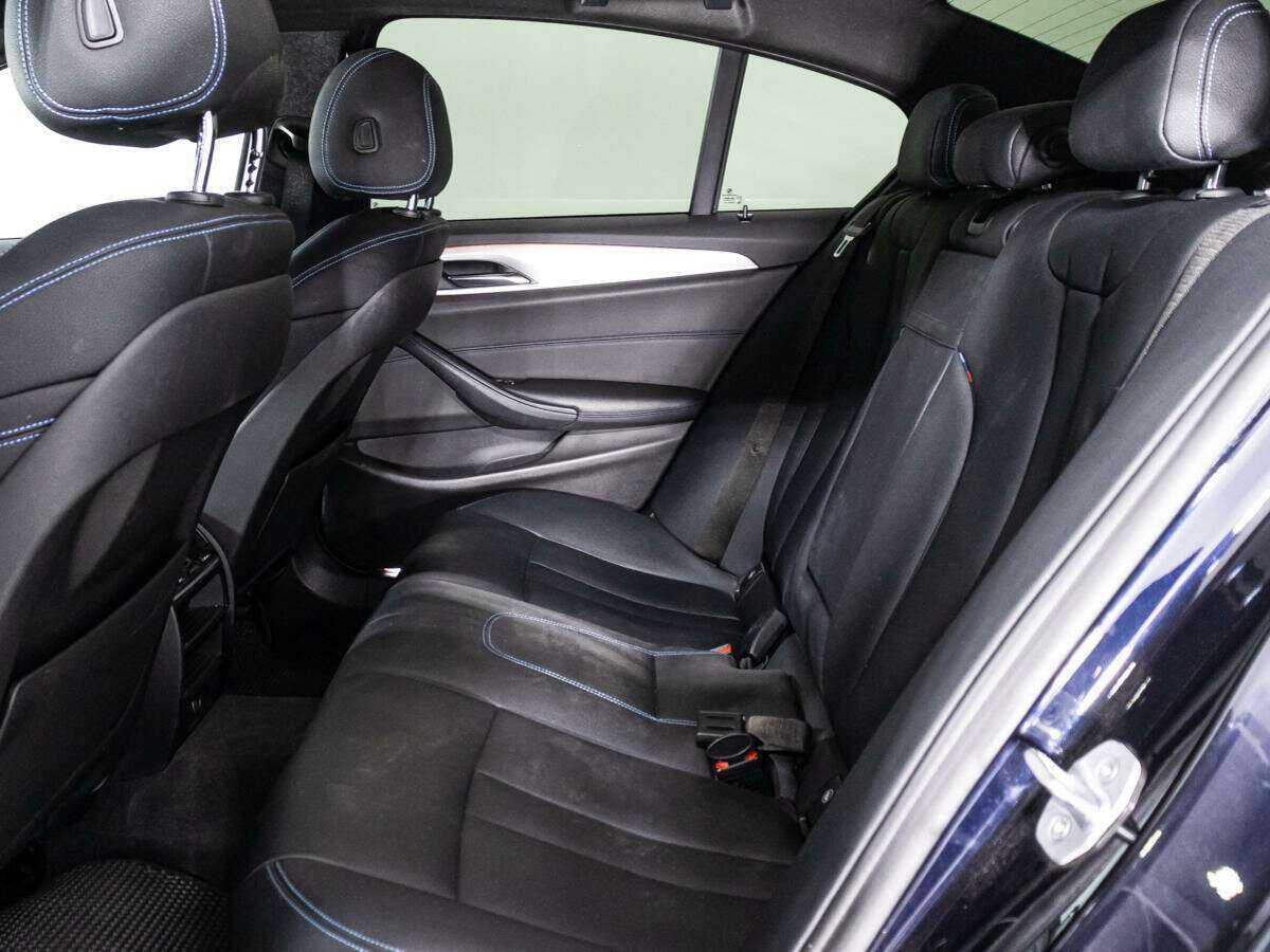 БМВ 5 серии б/у, 2018, Автоматическая. Фото: #8