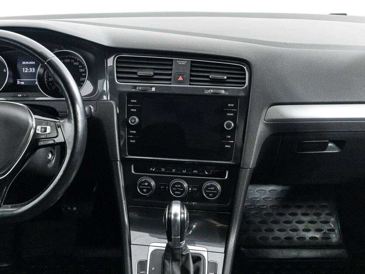 Фольксваген Гольф б/у, 2018, Роботизированная. Фото: #13