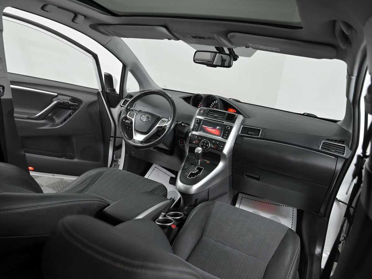 Тойота Версо б/у, 2015, Вариатор. Фото: #4