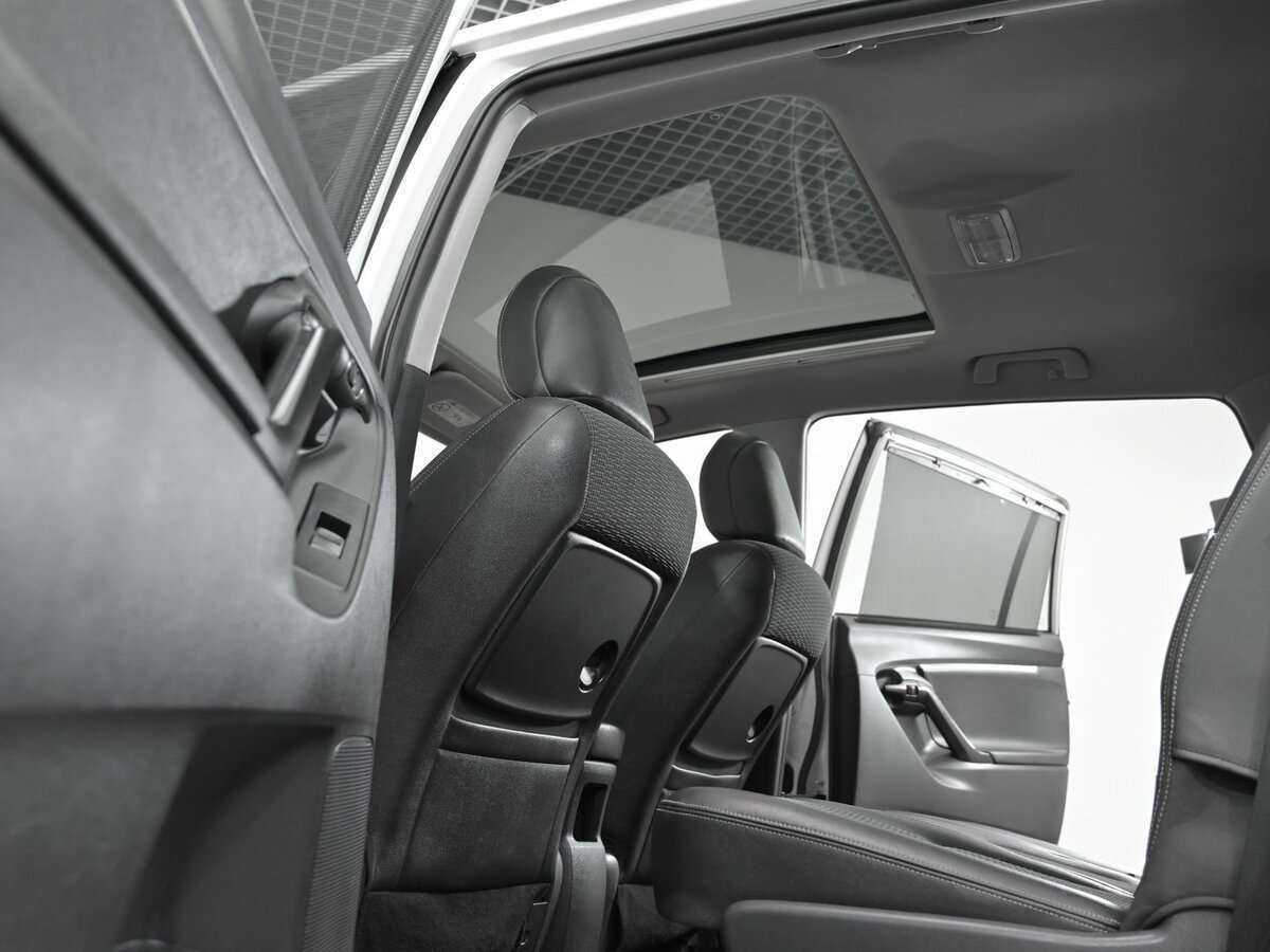 Тойота Версо б/у, 2015, Вариатор. Фото: #6