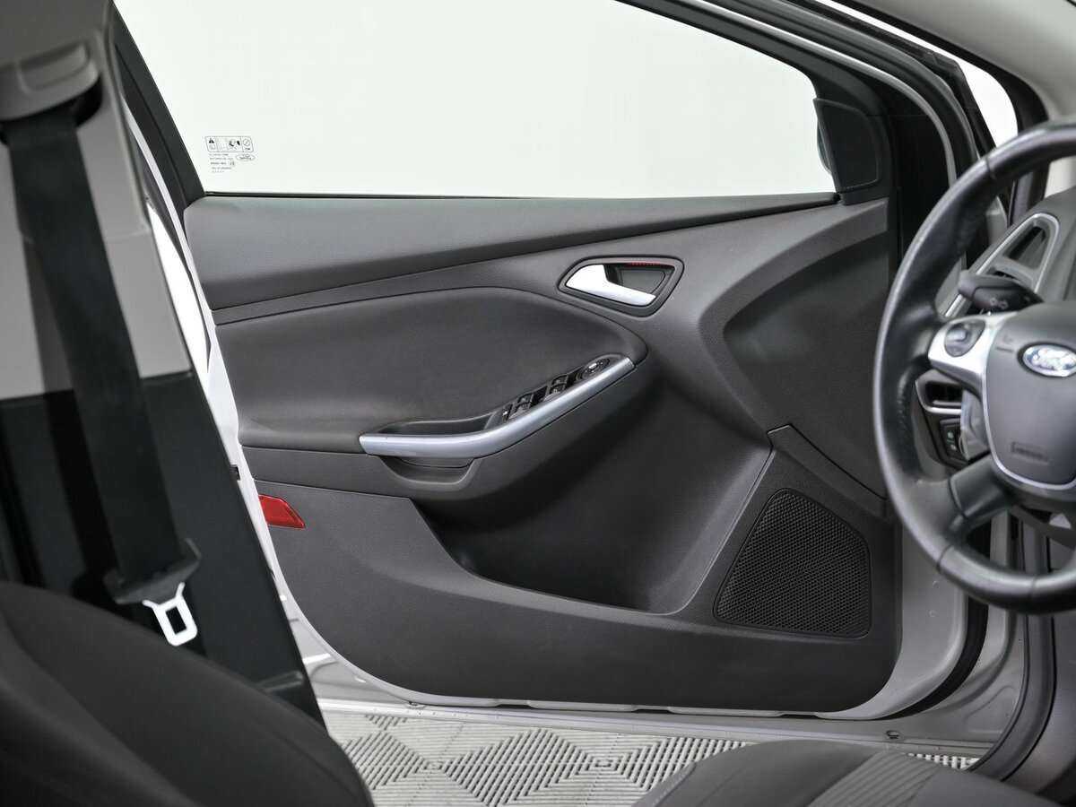 Форд Фокус б/у, 2014, Роботизированная. Фото: #4