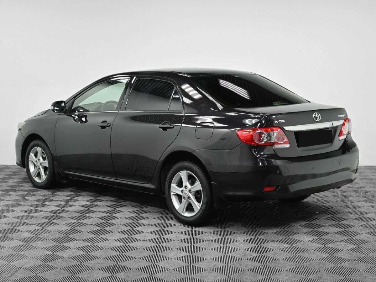 Тойота Королла б/у, 2013, Автоматическая. Фото: #3