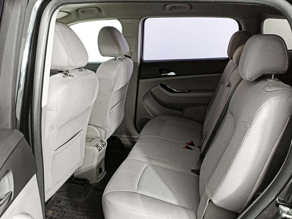 Шевроле Орландо б/у, 2012, Автоматическая. Фото: #11