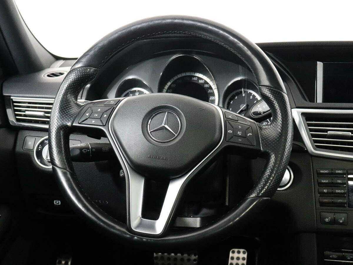 Мерседес-Бенц Е-Класс б/у, 2012, Автоматическая. Фото: #12