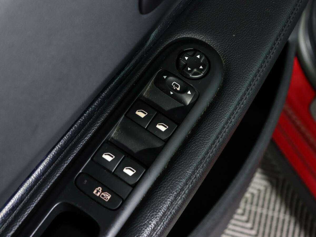 Пежо 3008 б/у, 2012, Автоматическая. Фото: #15