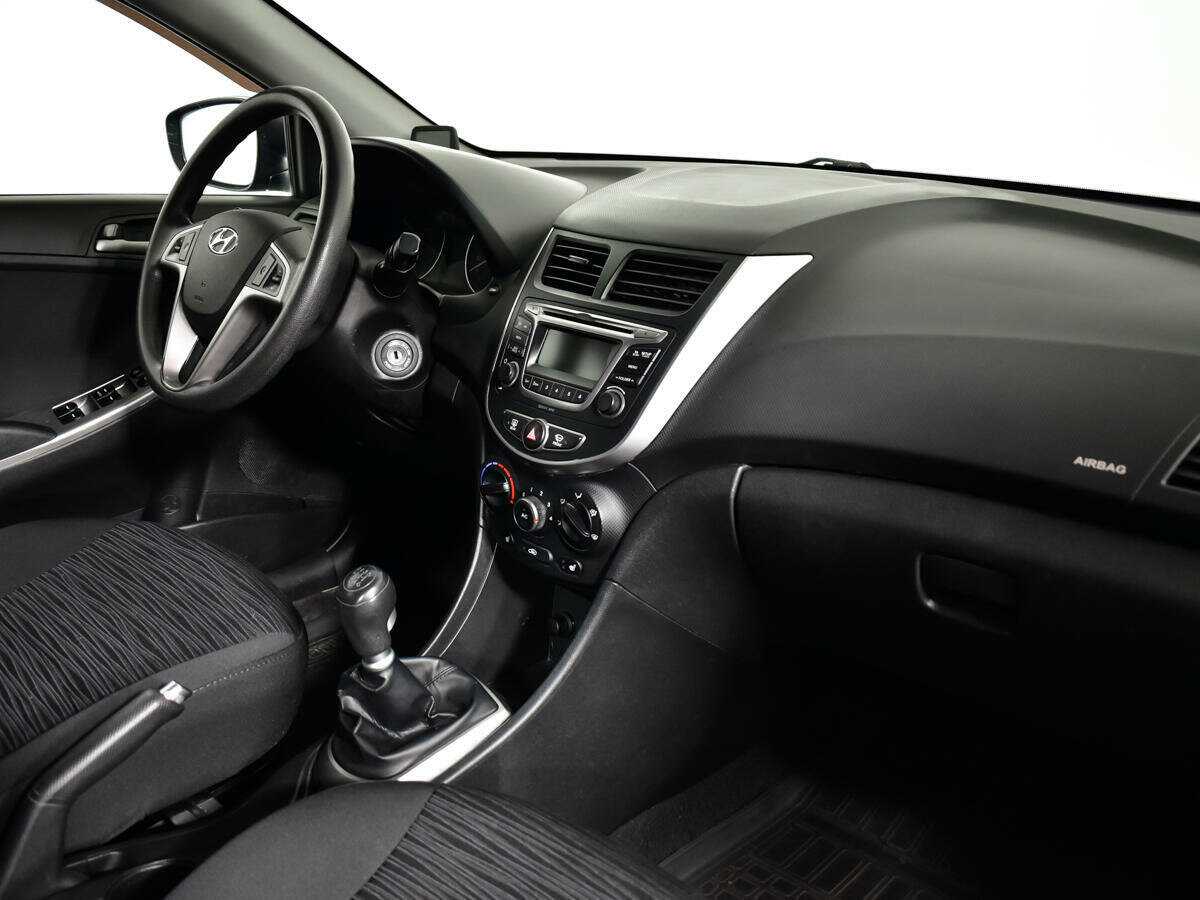 Хендай Солярис б/у, 2015, Механическая. Фото: #8