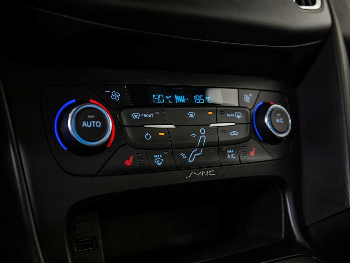 Форд Фокус б/у, 2018, Роботизированная. Фото: #15