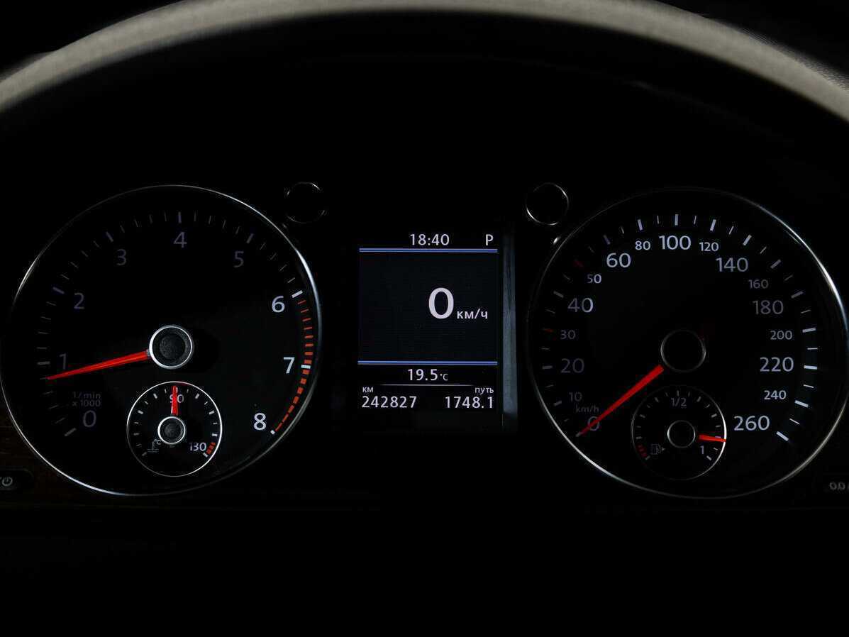 Фольксваген Пассат б/у, 2013, Роботизированная. Фото: #13