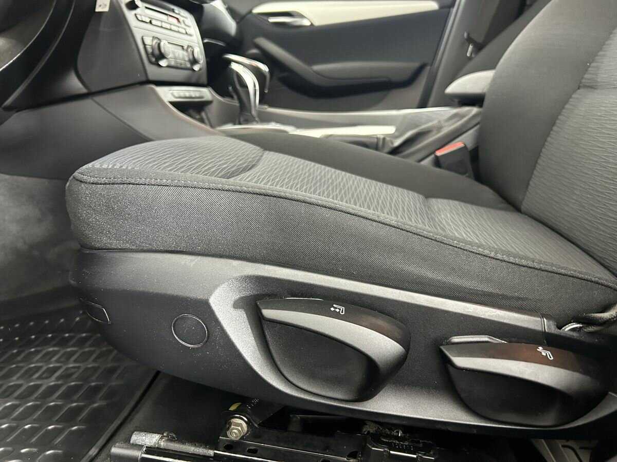 БМВ Икс1 б/у, 2013, Автоматическая. Фото: #8