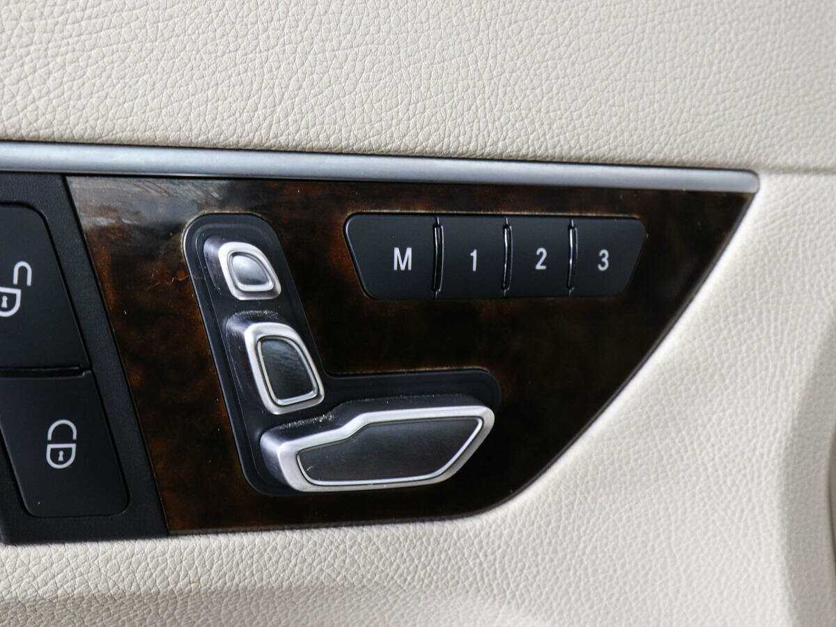 Мерседес-Бенц Е-Класс б/у, 2014, Автоматическая. Фото: #13