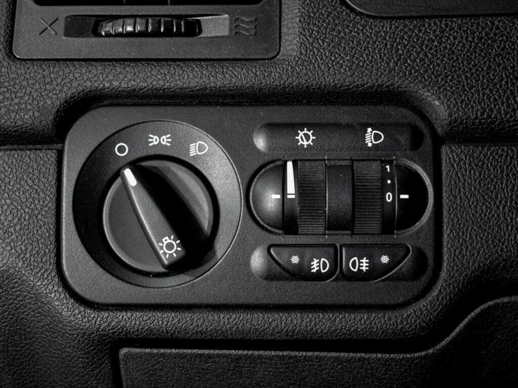 УАЗ Патриот б/у, 2015, Механическая. Фото: #8