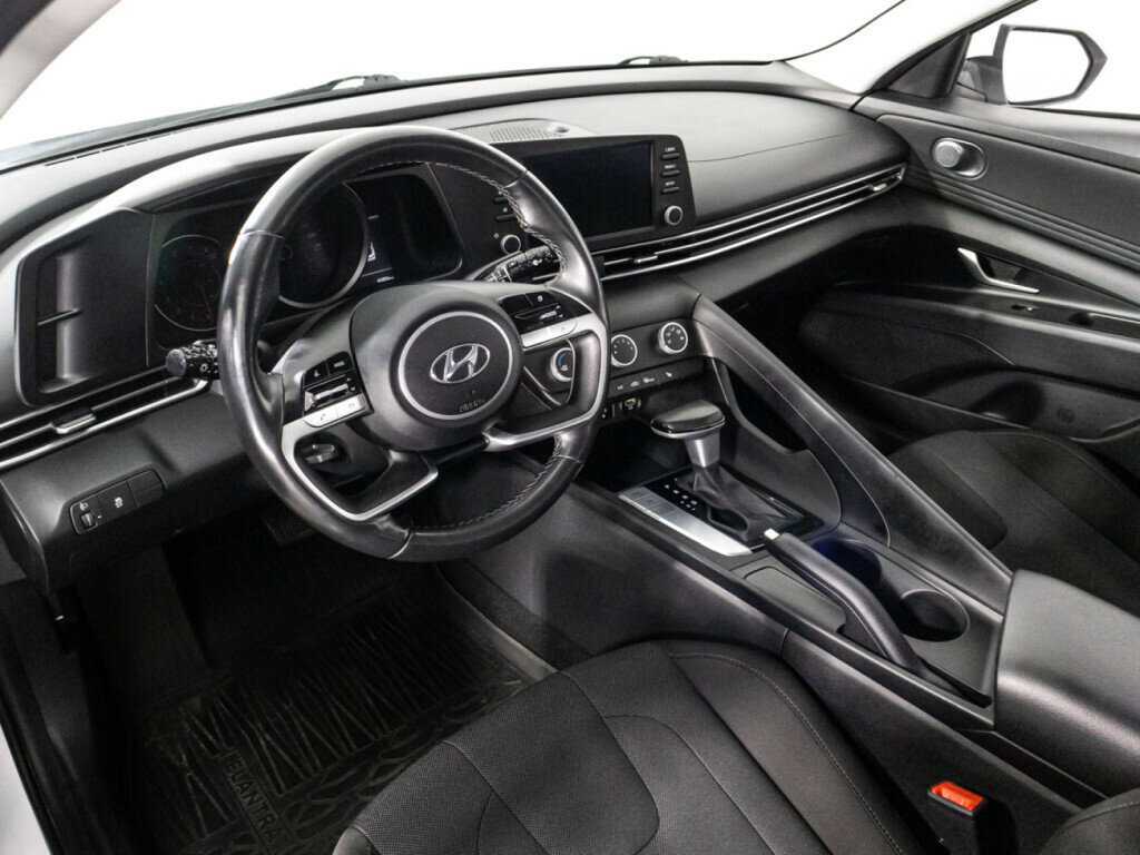 Хендай Елантра б/у, 2021, Автоматическая. Фото: #10