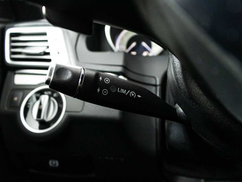 Мерседес-Бенц Е-Класс б/у, 2015, Автоматическая. Фото: #13