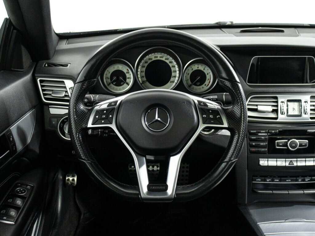 Мерседес-Бенц Е-Класс б/у, 2015, Автоматическая. Фото: #15