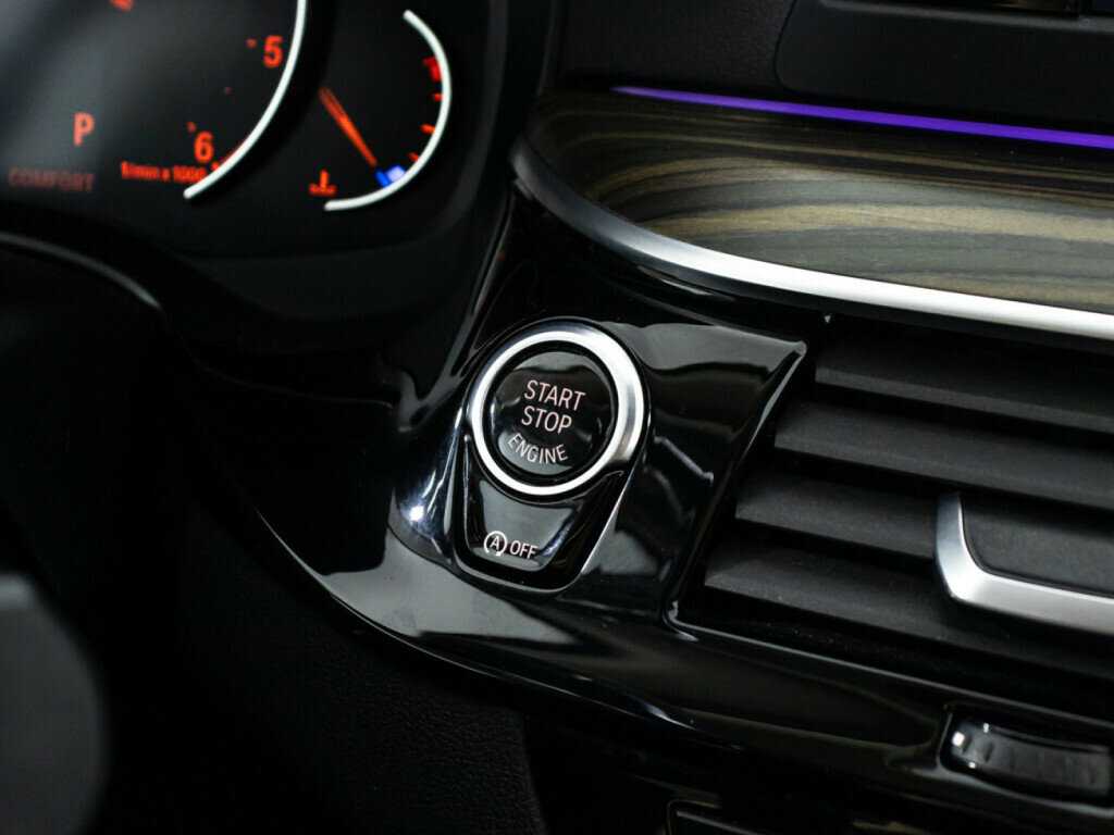 БМВ 5 серии б/у, 2017, Автоматическая. Фото: #17