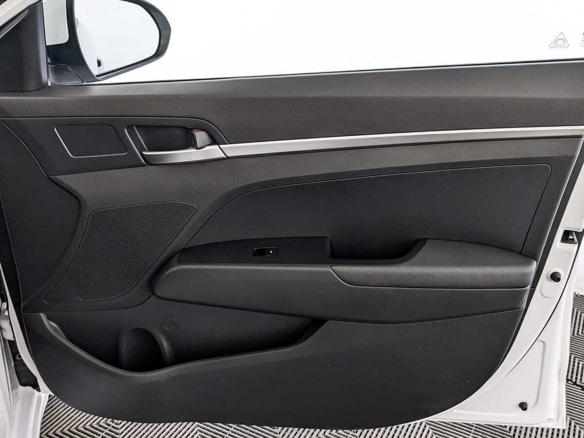 Хендай Елантра б/у, 2019, Автоматическая. Фото: #24