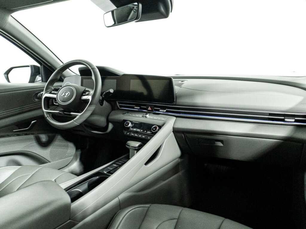 Хендай Елантра б/у, 2021, Автоматическая. Фото: #8