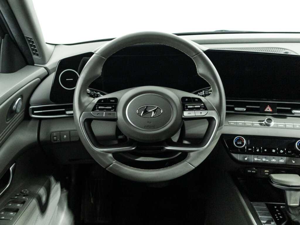 Хендай Елантра б/у, 2021, Автоматическая. Фото: #22