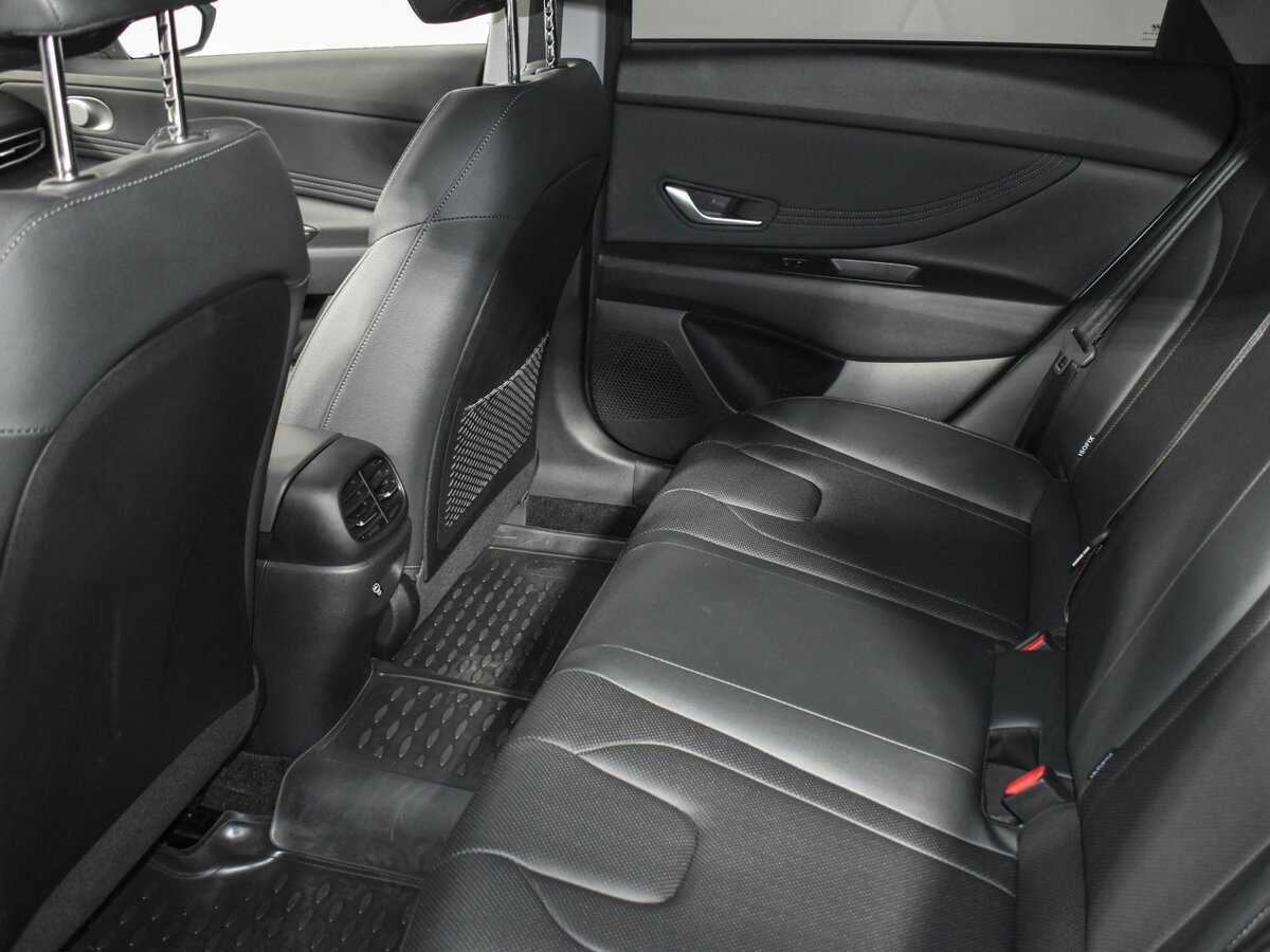 Хендай Елантра б/у, 2023, Вариатор. Фото: #12