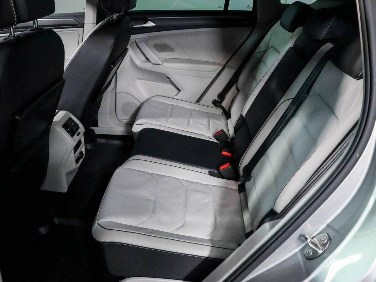 Фольксваген Тигуан б/у, 2017, Роботизированная. Фото: #9