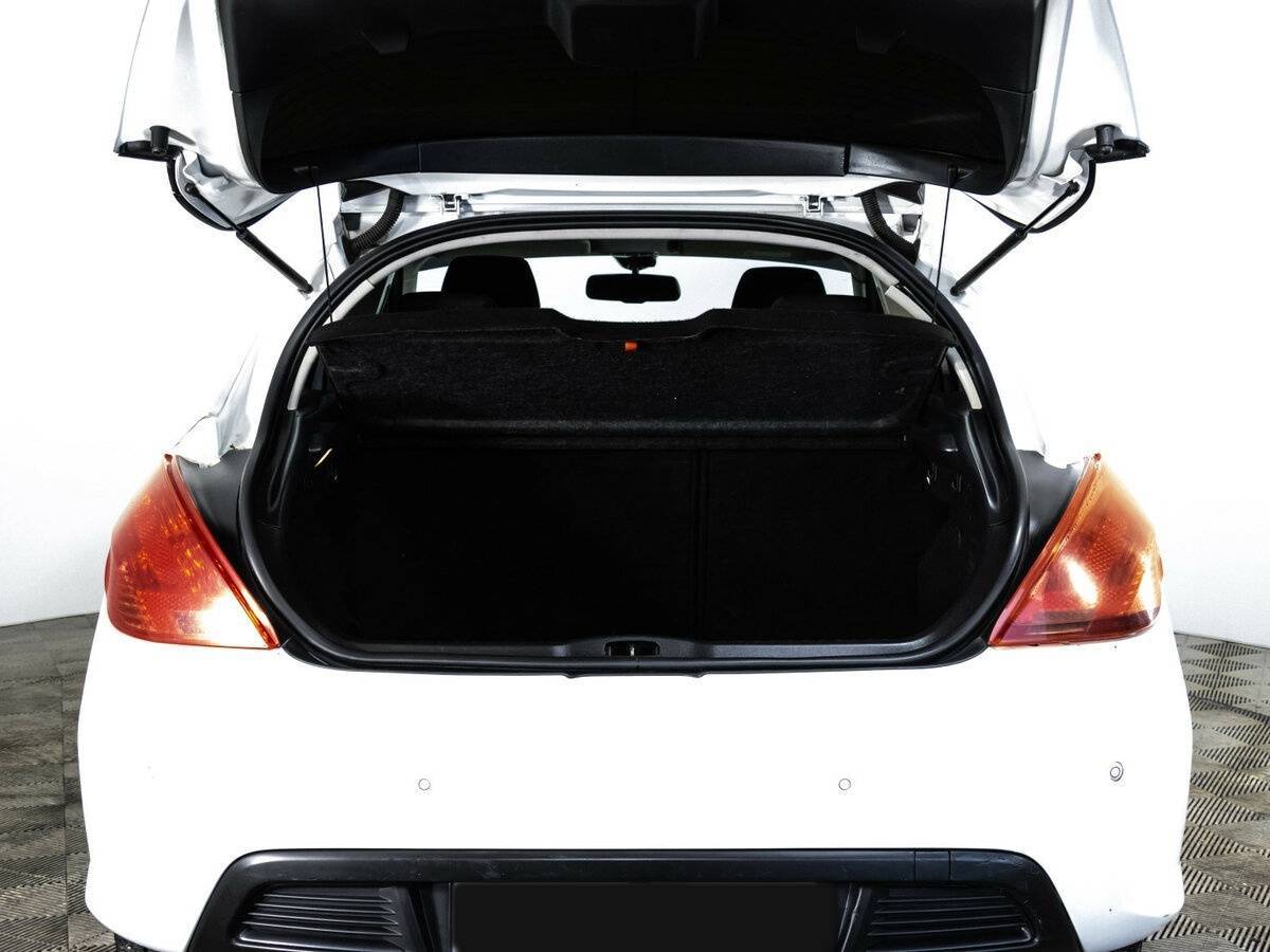 Пежо 308 б/у, 2012, Автоматическая. Фото: #12