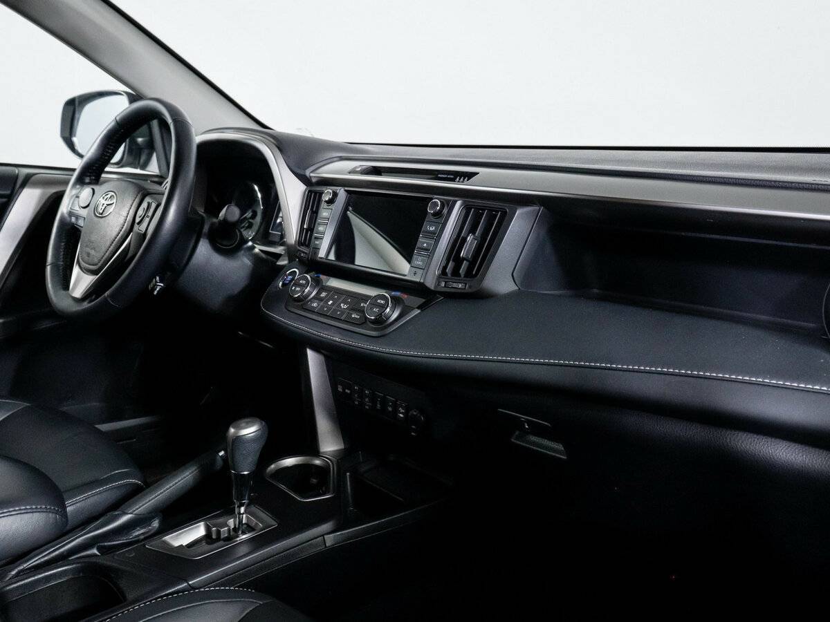 Тойота Рав4 б/у, 2018, Автоматическая. Фото: #8