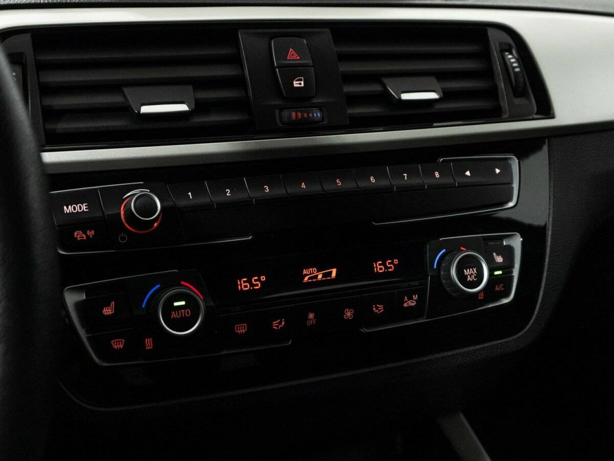 БМВ 1 серии б/у, 2018, Автоматическая. Фото: #17