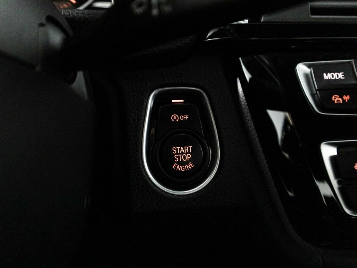 БМВ 3 серии б/у, 2018, Автоматическая. Фото: #18