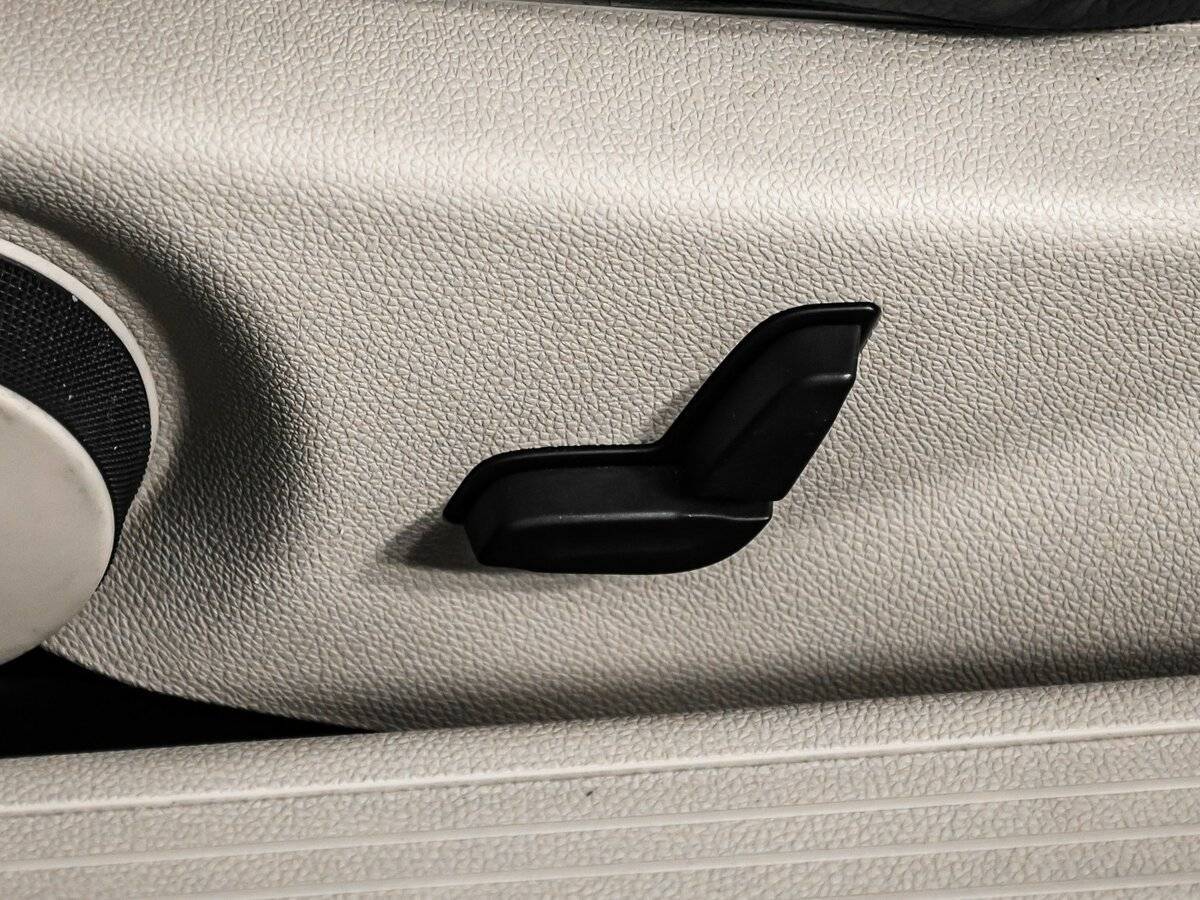 Мерседес-Бенц Е-Класс б/у, 2015, Автоматическая. Фото: #12