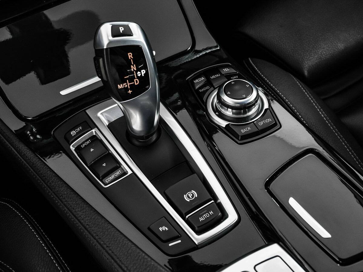 БМВ 5 серии б/у, 2015, Автоматическая. Фото: #15