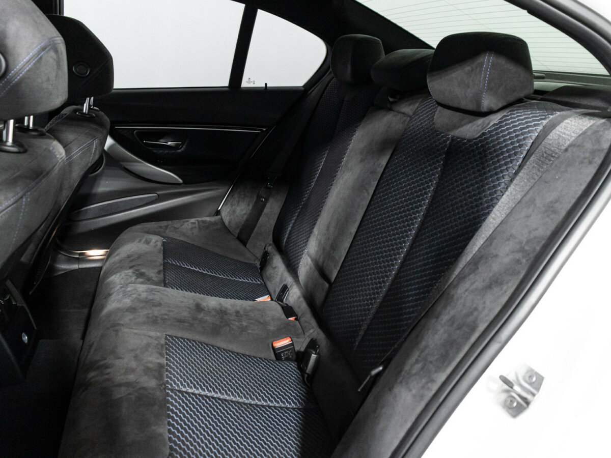 БМВ 3 серии б/у, 2017, Автоматическая. Фото: #9