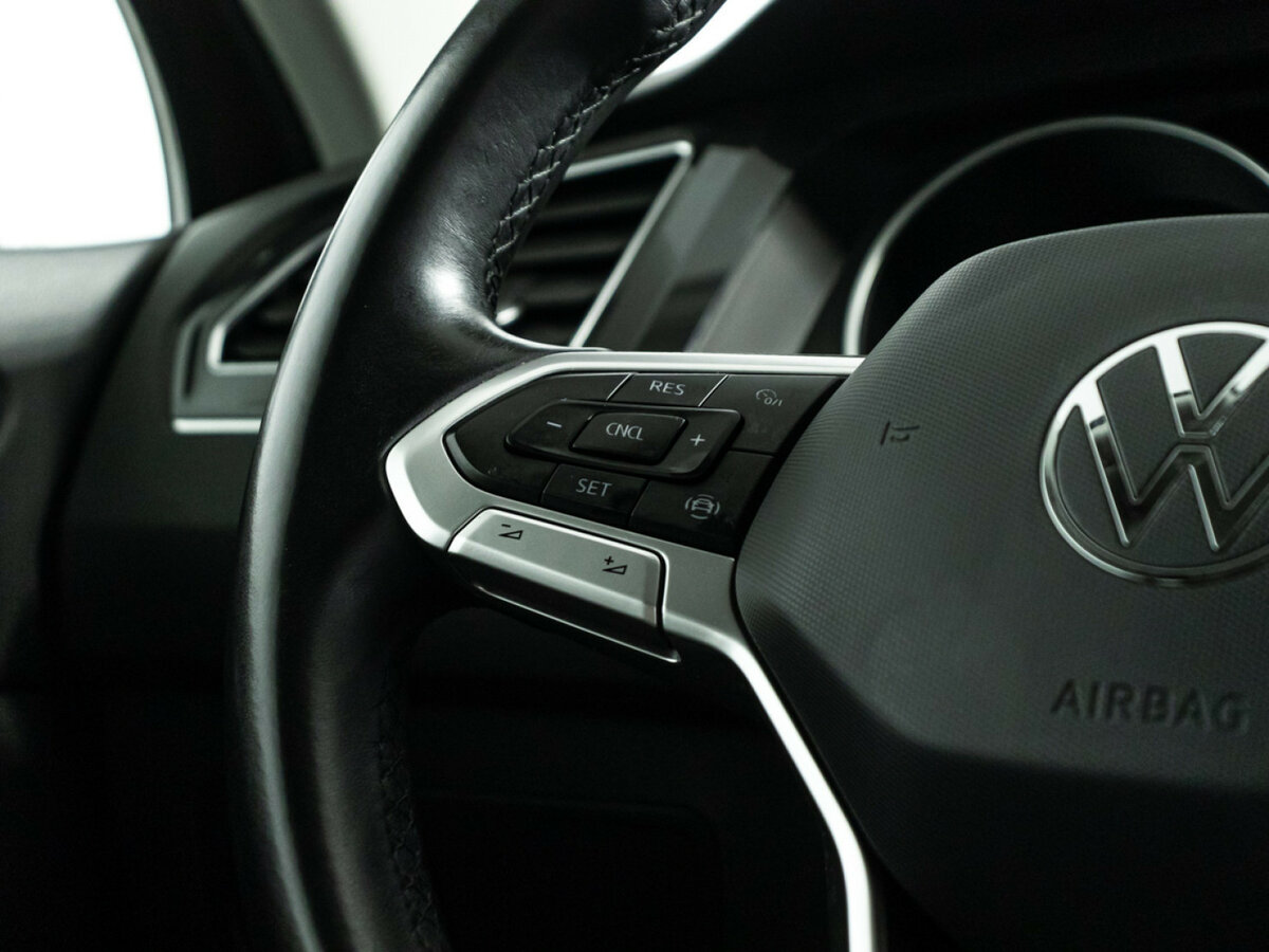 Фольксваген Тигуан б/у, 2021, Роботизированная. Фото: #17