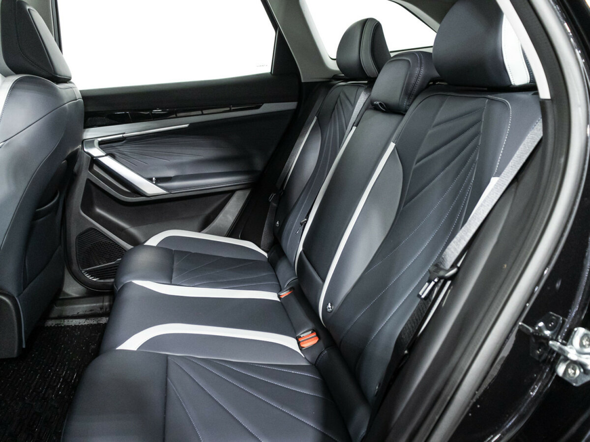 Джили Атлас б/у, 2023, Роботизированная. Фото: #7