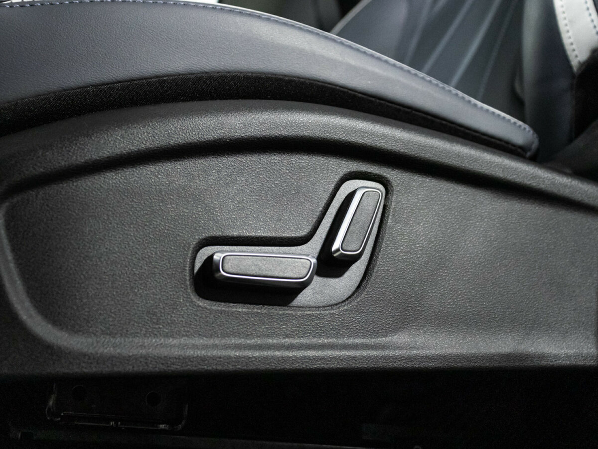 Джили Атлас б/у, 2023, Роботизированная. Фото: #14