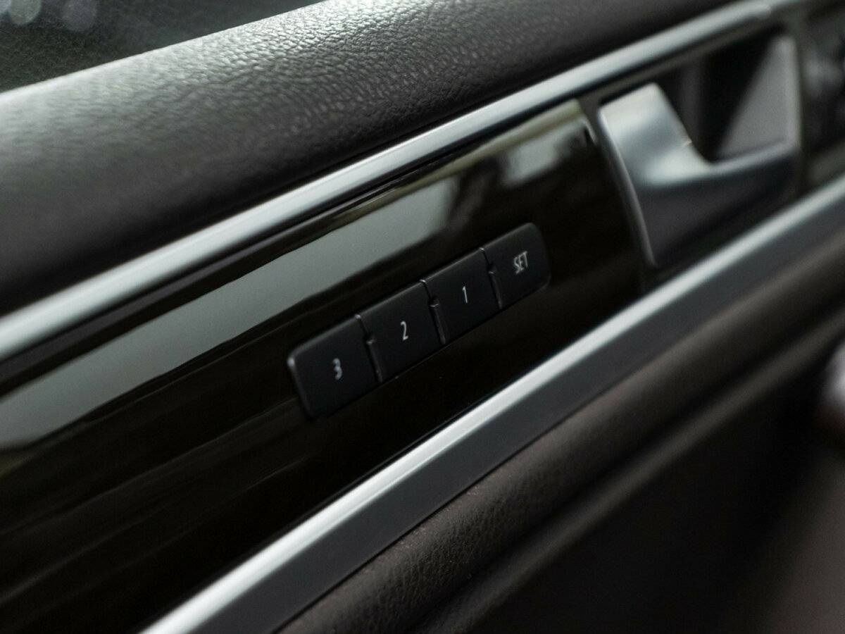 Фольксваген Туарег б/у, 2014, Автоматическая. Фото: #14