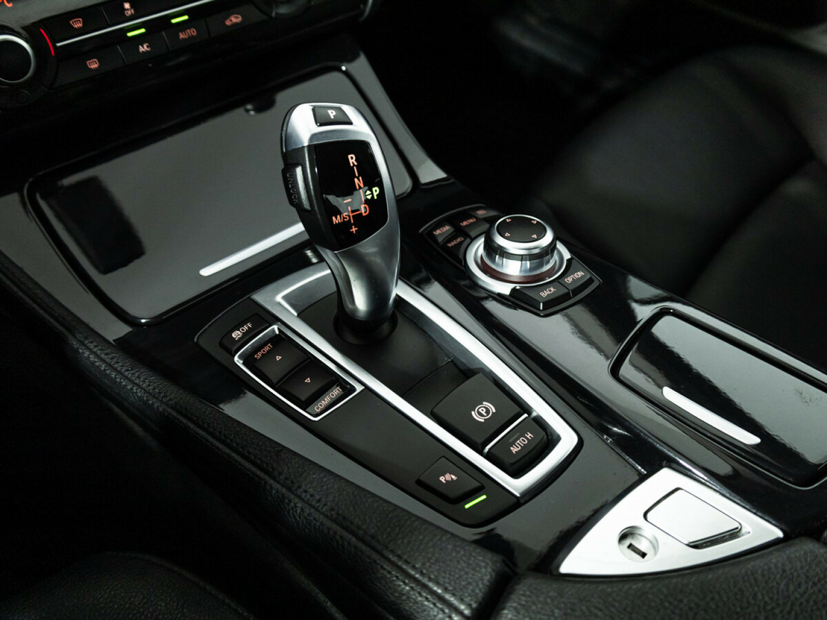 БМВ 5 серии б/у, 2014, Автоматическая. Фото: #17